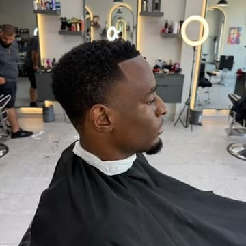 Tulum Barbershop haircut
